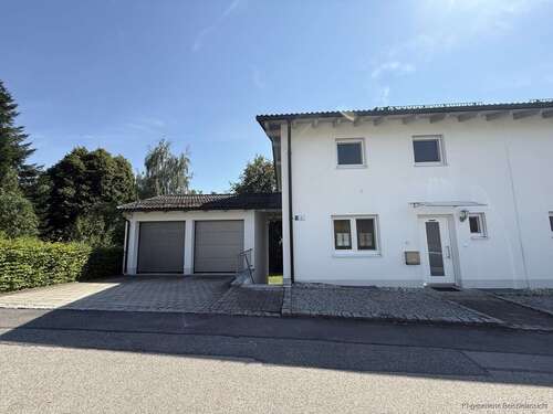 Foto - Haus zum Mieten in Rottenburg an der Laaber 1.350,00 € 180 m²