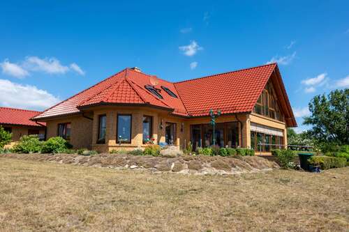 Foto - Haus zum Kaufen in Grünow 895.000,00 € 225 m²