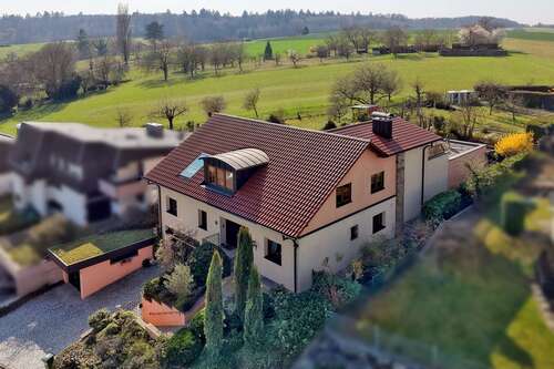 Foto - Haus zum Kaufen in Bruchsal Helmsheim 795.000,00 € 342 m²