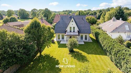 Foto - Haus zum Kaufen in Hornbek 799.000,00 € 240 m²