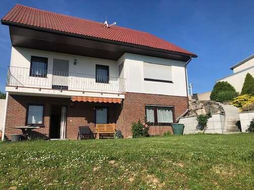 Foto - Haus zum Kaufen in Bretten 789.000,00 € 253 m²
