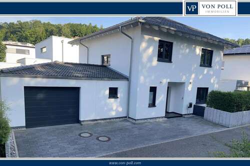 Foto - Haus zum Kaufen in Baden-Baden 875.000,00 € 175 m²