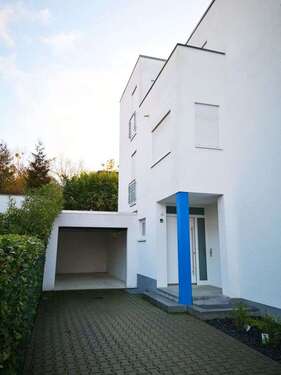 Foto - Haus zum Mieten in Wiesbaden 3.200,00 € 170 m²