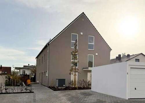 Foto - Wohnung zum Mieten in Schwandorf 910,00 € 87 m²