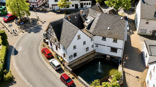 Foto - Haus zum Kaufen in Wetzlar 685.000,00 € 400 m²