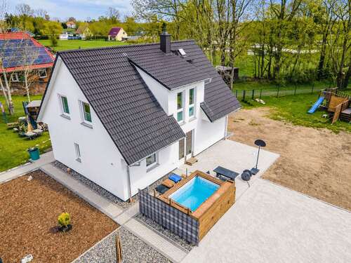 Foto - Haus zum Kaufen in Groß Mohrdorf 385.000,00 € 135 m²