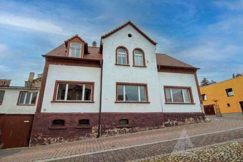 Foto - Haus zum Kaufen in Querfurt 65.000,00 € 200 m²