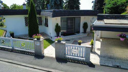 Foto - Haus zum Kaufen in Steinbach 990.000,00 € 252 m²