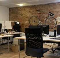 Büro in Berlin 270,00 € 8 m² - 270,00 EUR Kaltmiete, ca.  8,00 m² in Berlin (PLZ: 10405)