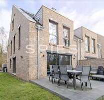 Haus zum Mieten in Bremen 2.550,00 € 166.09 m² Haus zum Mieten in Bremen 2.550,00 € 166.09 m²