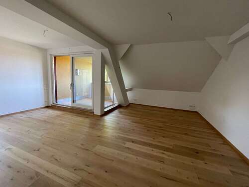 Foto - Wohnung zum Mieten in Leipzig 1.175,68 € 106.88 m²