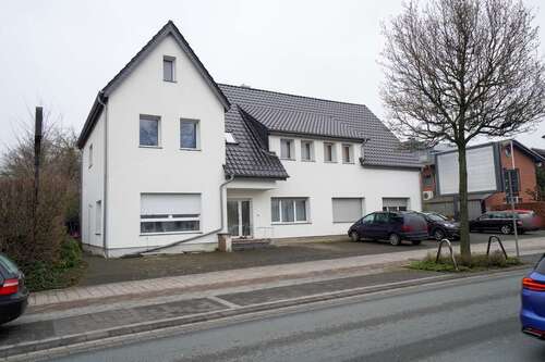 Foto - Haus zum Kaufen in Salzkotten 799.000,00 € 489.14 m²