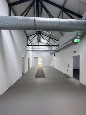 Foto - Büro in Berlin 17.566,56 € 975.92 m²