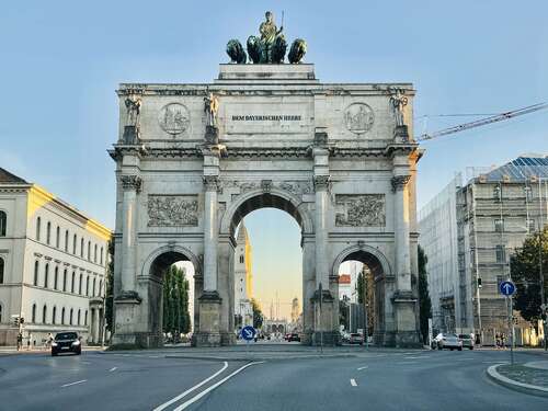 Foto - Haus zum Kaufen in München 6.999.000,00 € 910 m²