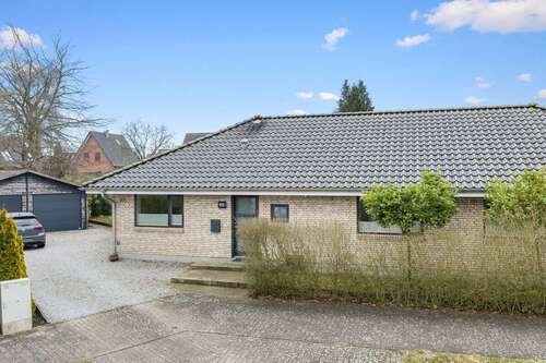 Foto - Haus zum Kaufen in Harrislee 535.000,00 € 132 m²
