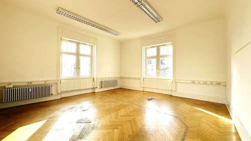 Foto - Büro in LahrSchwarzwald 1.305,00 € 243.21 m²