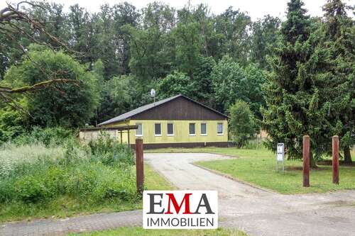 Foto - Haus zum Kaufen in Kamern 139.000,00 € 195 m²