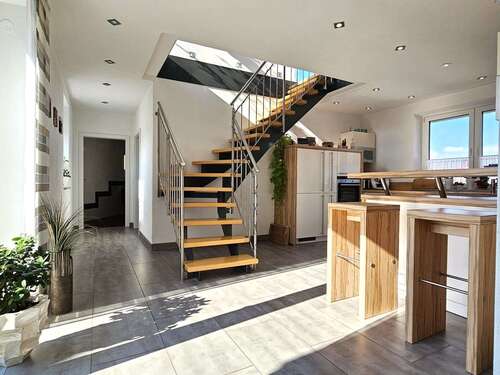 Foto - Haus zum Kaufen in Hirschaid 749.000,00 € 270 m²