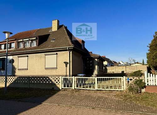 Foto - Haus zum Kaufen in Friedersdorf 79.900,00 € 140 m²