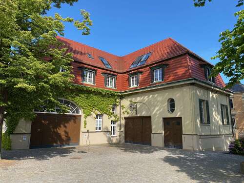 Foto - Wohnung zum Mieten in Zwickau 1.300,00 € 123.2 m²