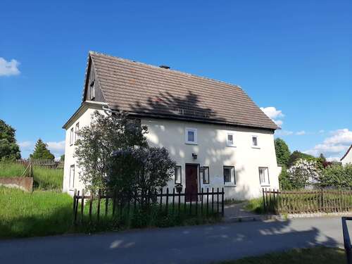 Foto - Haus zum Mieten in Schlegel 419,00 € 93 m²