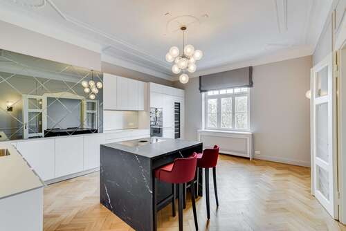 Foto - Wohnung zum Mieten in München 5.200,00 € 159.1 m²