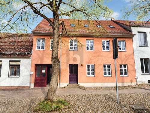 Foto - Haus zum Kaufen in Rheinsberg 580.000,00 € 387 m²