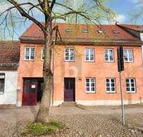 Haus zum Kaufen in Rheinsberg 580.000,00 € 387 m²