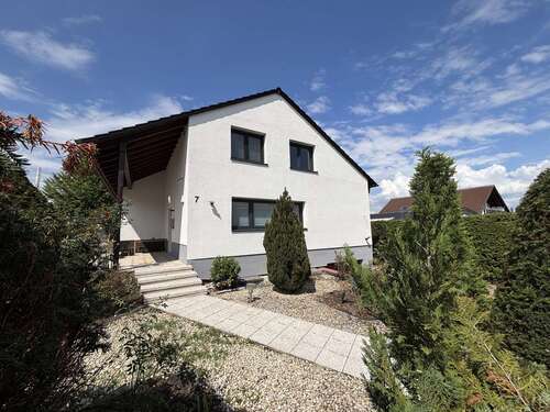 Foto - Haus zum Kaufen in Wachenheim 1.300.000,00 € 280 m²