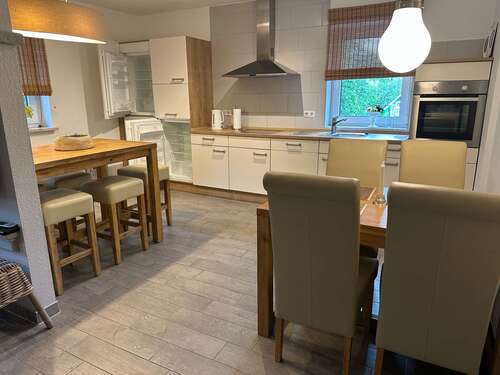 Foto - Wohnung zum Mieten in Neumünster 1.650,00 € 135 m²