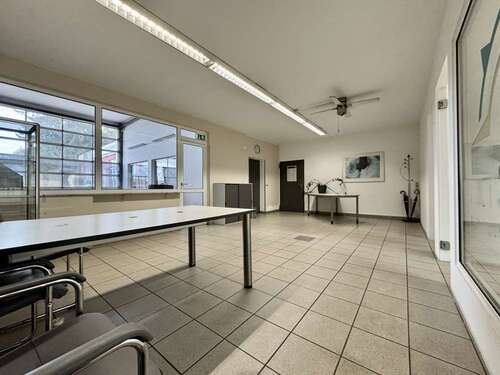 Foto - Spezialgewerbe in Hemsbach 745,00 € 87.66 m²