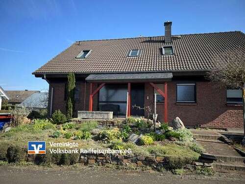 Foto - Haus zum Kaufen in Irmenach 299.000,00 € 195 m²