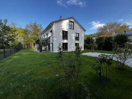 Foto - Haus zum Kaufen in Baierbrunn 1.490.000,00 € 173.4 m²