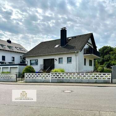 Foto - Haus zum Kaufen in Rosbach vor der Höhe Rodheim vor der Höhe 649.000,00 € 284.21 m²