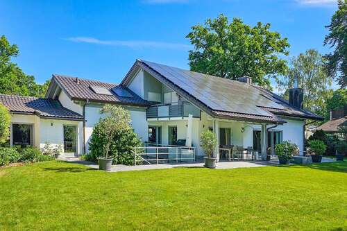 Foto - Haus zum Kaufen in Baldham 2.850.000,00 € 330 m²
