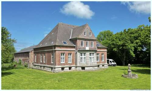 Foto - Haus zum Kaufen in Osterhever 1.580.000,00 € 347 m²