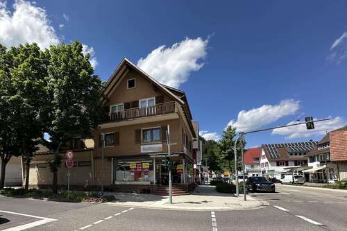 Foto - Haus zum Kaufen in Baiersbronn 345.000,00 € 209 m²