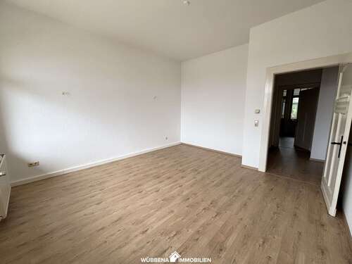 Foto - Wohnung zum Mieten in Emden 690,00 € 78 m²
