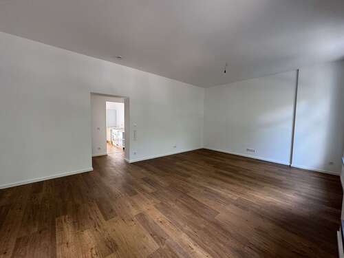 Foto - Wohnung zum Mieten in Krefeld 1.204,20 € 100.35 m²