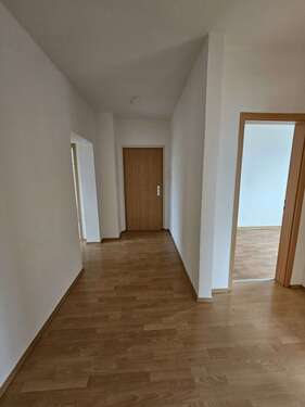 Foto - Wohnung zum Mieten in Merseburg 500,00 € 80.96 m²