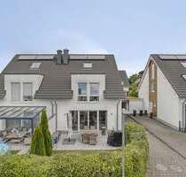 Haus zum Kaufen in Langenfeld 689.000,00 € 138 m²