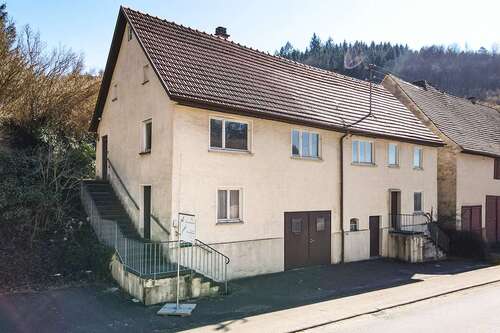 Foto - Haus zum Kaufen in Veringenstadt 110.000,00 € 114.28 m²