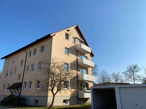 Foto - Wohnung zum Mieten in Dörfles-Esbach 550,00 € 62 m²