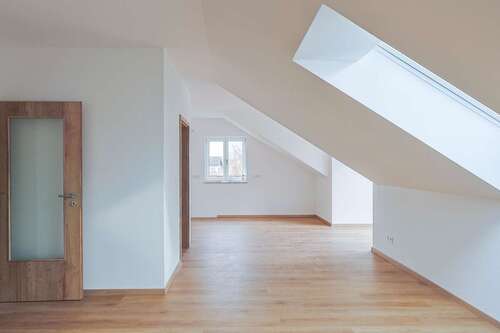 Foto - Wohnung zum Mieten in Großmehring 1.070,00 € 76.87 m²