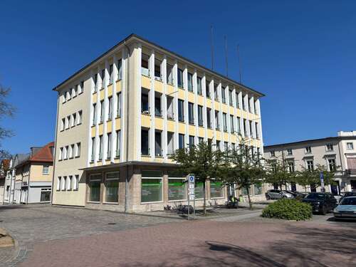 Foto - Wohnung zum Mieten in Forst 560,00 € 80 m²