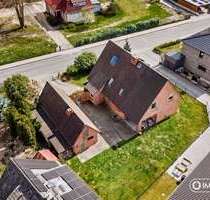 Haus zum Kaufen in Adendorf 499.000,00 € 222.81 m²