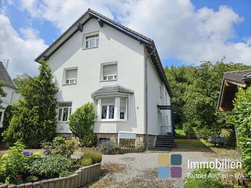Foto - Haus zum Kaufen in Stolberg 559.000,00 € 271.86 m²