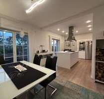 Haus zum Kaufen in Wiesbaden 1.150.000,00 € 174 m²