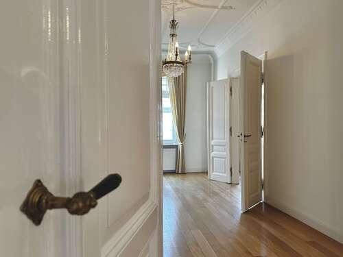 Foto - Wohnung zum Mieten in Frankfurt am Main 1.900,00 € 100 m²