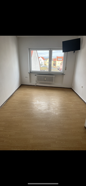 Foto - Wohnung zum Mieten in Ludwigshafen 350,00 € 15 m²